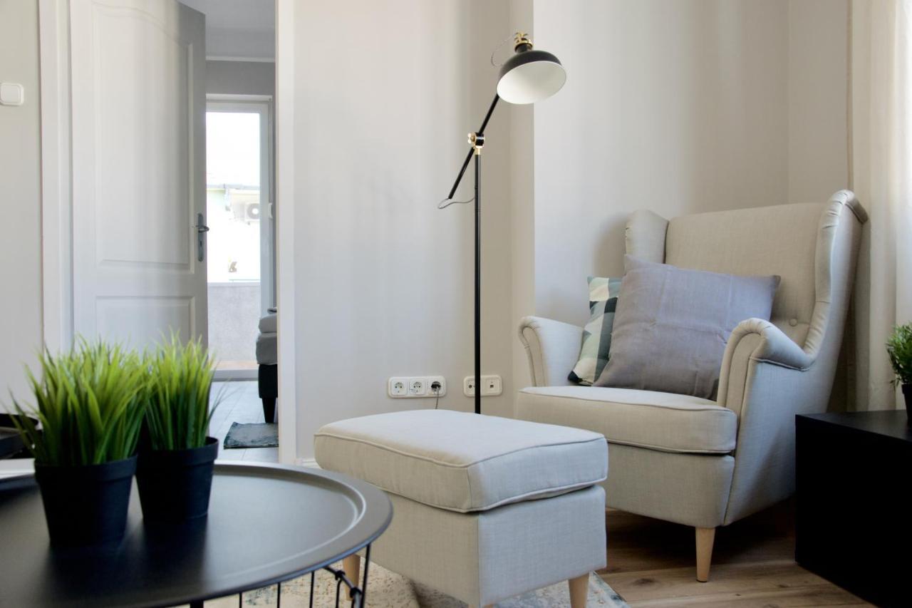 Standard Apartment By Hi5 - Tatra Street Budapest Exterior photo